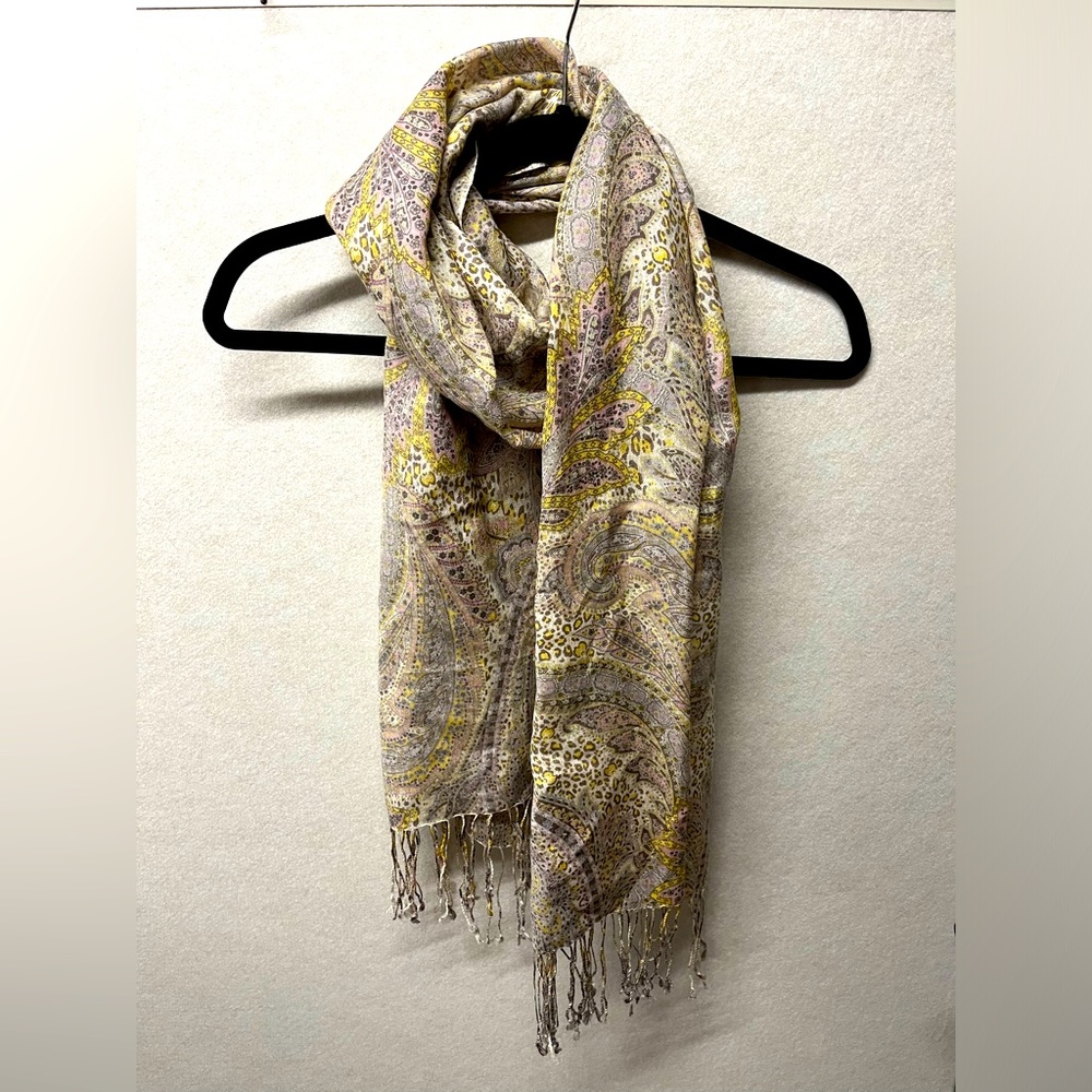 (3/$50)Women’s scarf